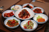 한국식 메뉴 84개 ‘백학’ … 노래방 겸비한 ‘삼미’